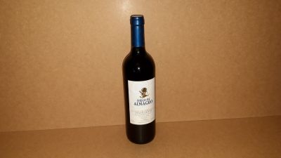 Víno diego de almagro neotevřené
