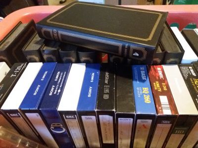 VHS kazety + obaly
