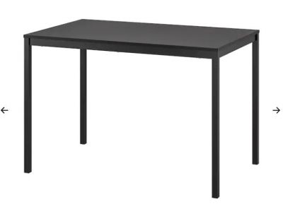 TÄRENDÖ Černý stůl - IKEA