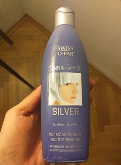 Zesvětlující šampon
