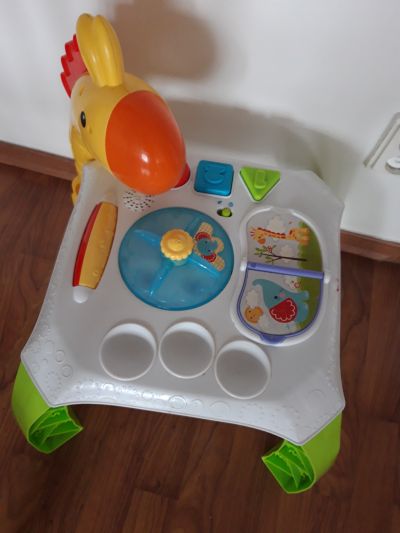 Hrací stoleček Fisher Price