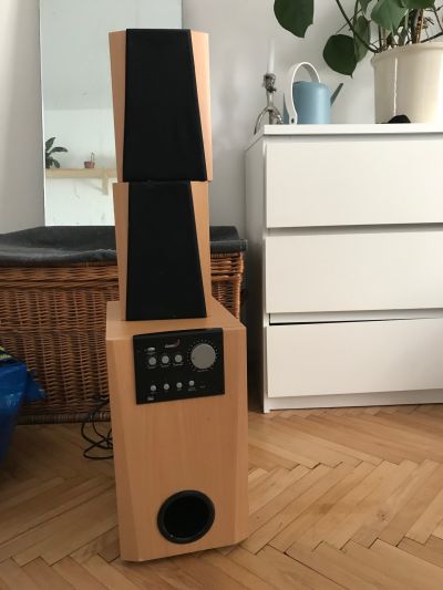 Bedny GENIUS - subwoofer nefunkční!