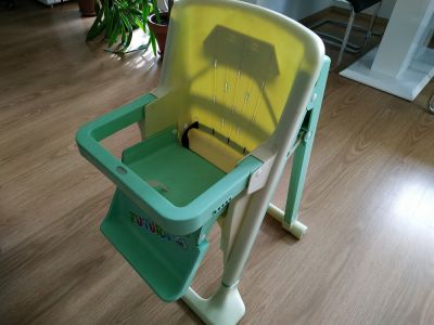 Daruji dětskou židličku