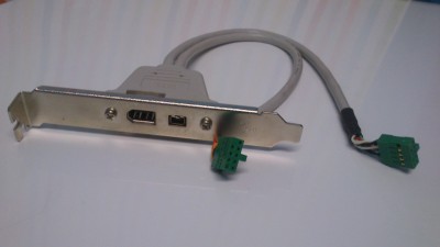 Konektor FireWire 6-pin