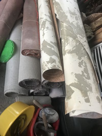 Staré koberce a lina