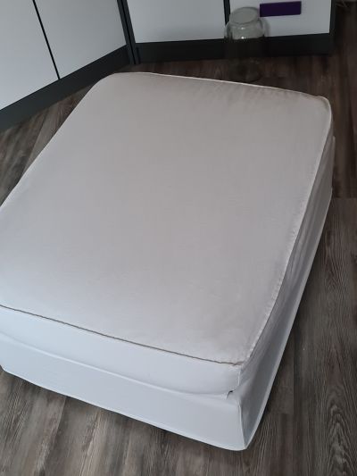 2x ikea KIVIK Podnožka s úložným prostorem