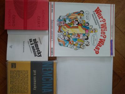 Učebnice a slovník němčiny