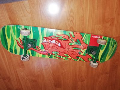 Skateboard