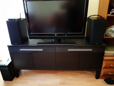 TV stolek IKEA