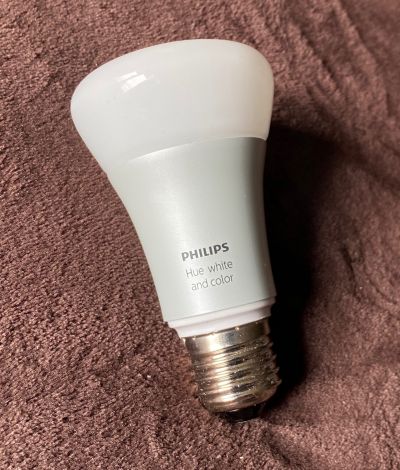 Žárovka Philips Hue Color