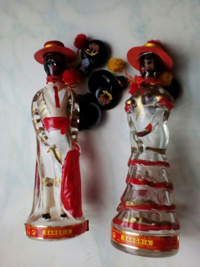 Ozdobné lahvičky španělé