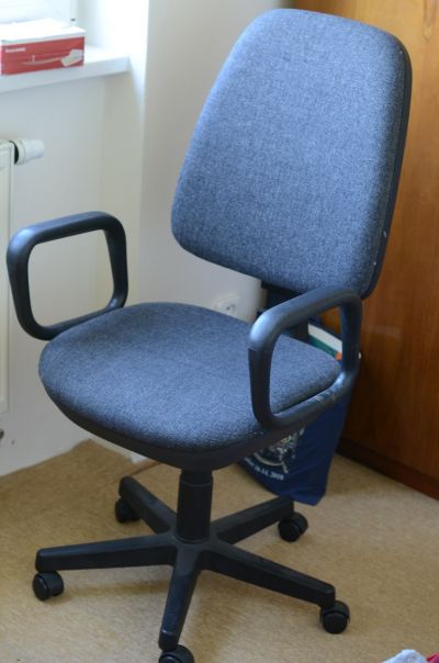 Otočná židle
