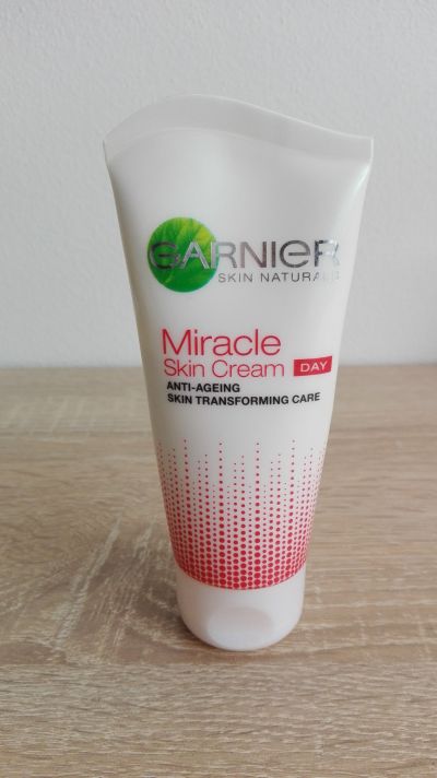 Garnier Miracle skin cream day