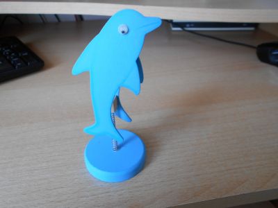 Dřevěný klip delfín