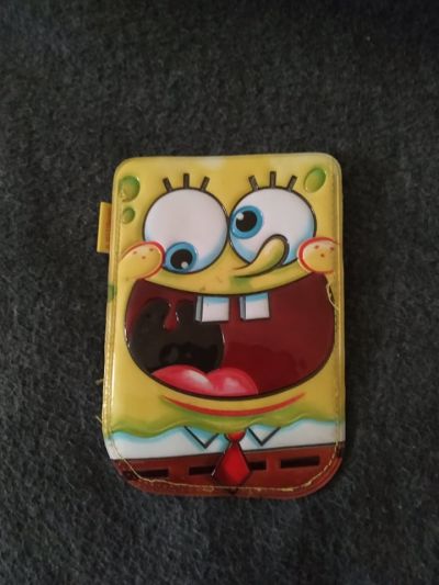 Obal na menší mobil