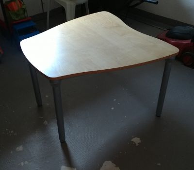 Stůl Ikea Prioritet