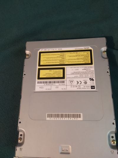 Toshiba SD-M1612 (16× DVD, 48× CD, IDE)