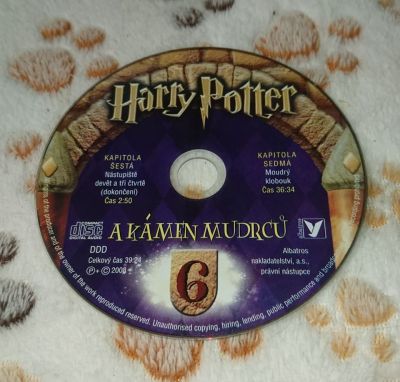 CD Harry Potter a kámen mudrců (audiokniha), hrané, funkční.