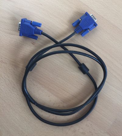 Hotron VGA kabel (?) propojovaci