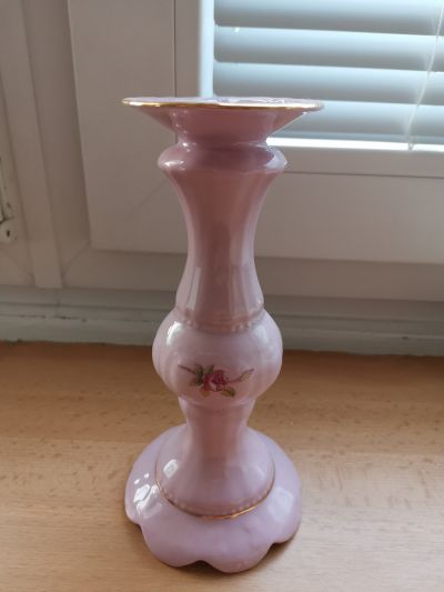 Svícen růžový porcelán
