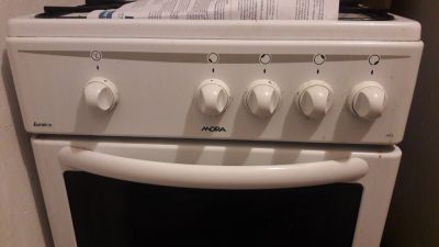 Plynový sporák Mora 1411