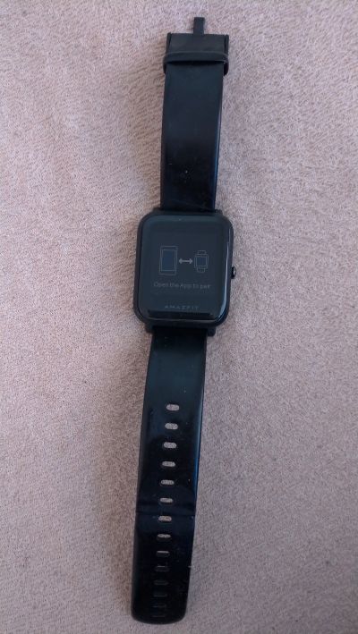 Xiami Amazfit Bip - funkční, ale rozlepené