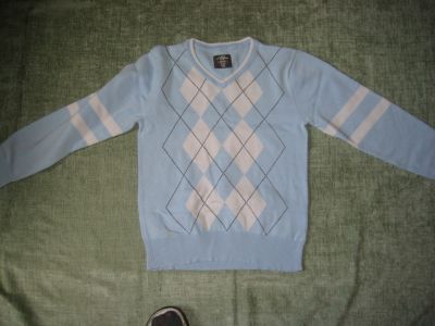 parádní chlapecký pulovr