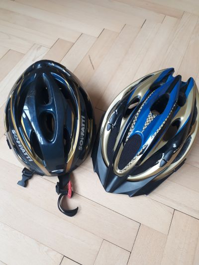 Cyklistické helmy dospělé