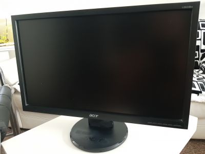 Acer V203H