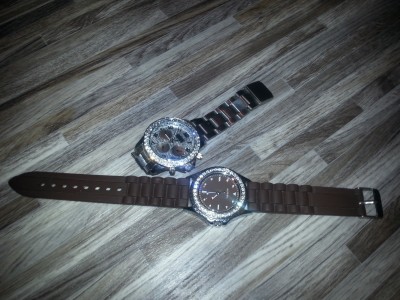 Dvoje hodinky