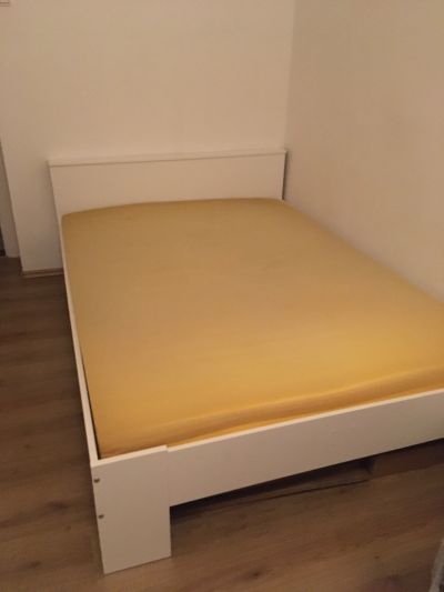 postel IKEA