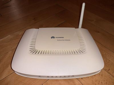 Daruji za odvoz ADSL2+ wifi modem
