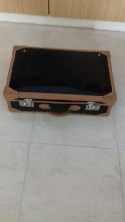 Kufr černo- hnědý kožený