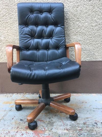 Kancelářská židle - rezervováno