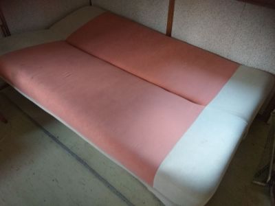 Daruji rozkládací gauč