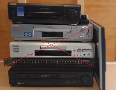 Video rekordéry a monitor