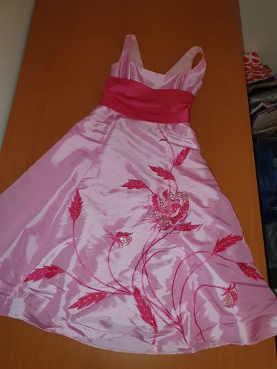 Růžové společenské šaty, vel. XS