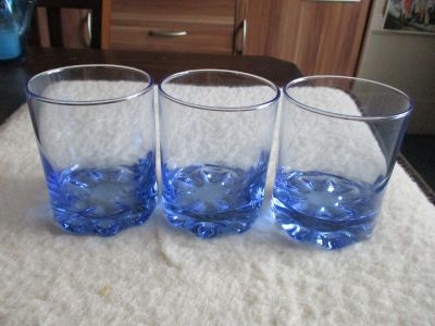 Modré skleničky