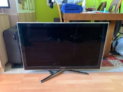 TV Samsung, úhlopříčka 100 cm