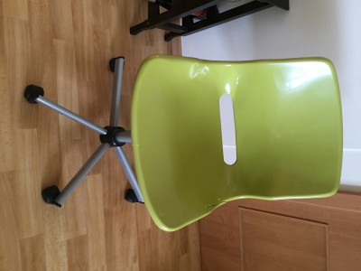 Zelená židle IKEA