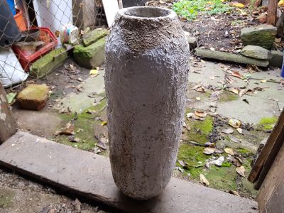 Sádrová váza