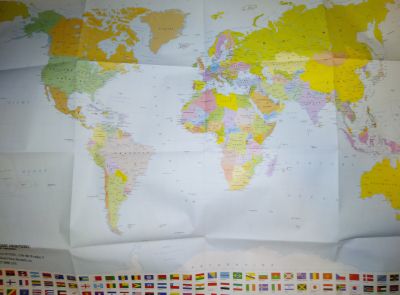 mapa světa - skládací - lékaři bez hranic