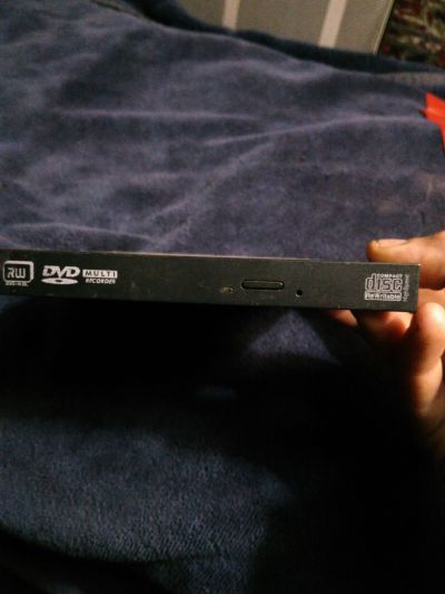 dvd/cd drive