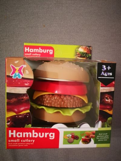 Hračka hamburger