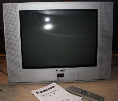 Barevný televizor MASCOM MC5551S TFM3