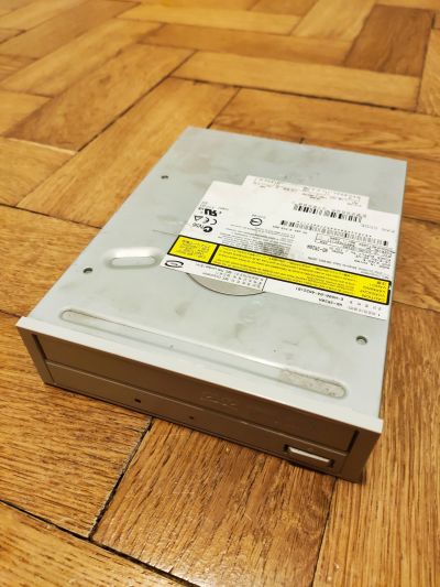 Kvalitní DVD vypalovačka NEC ND-3520A (PATA)