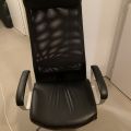 kancelářská židle pohodlná IKEA