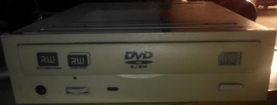 Daruji funkční DVD - RW / vypalovačka