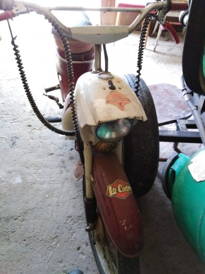 sháním starou motorku jawa