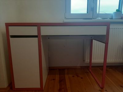Daruji za odvoz psací stůl MICKE IKEA